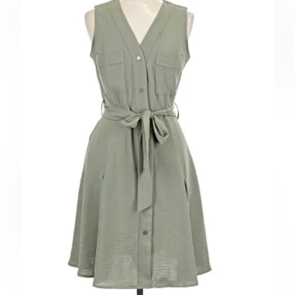 DKNY Sleeveless Olive Green Button Up Dress in excellent condition, size 10